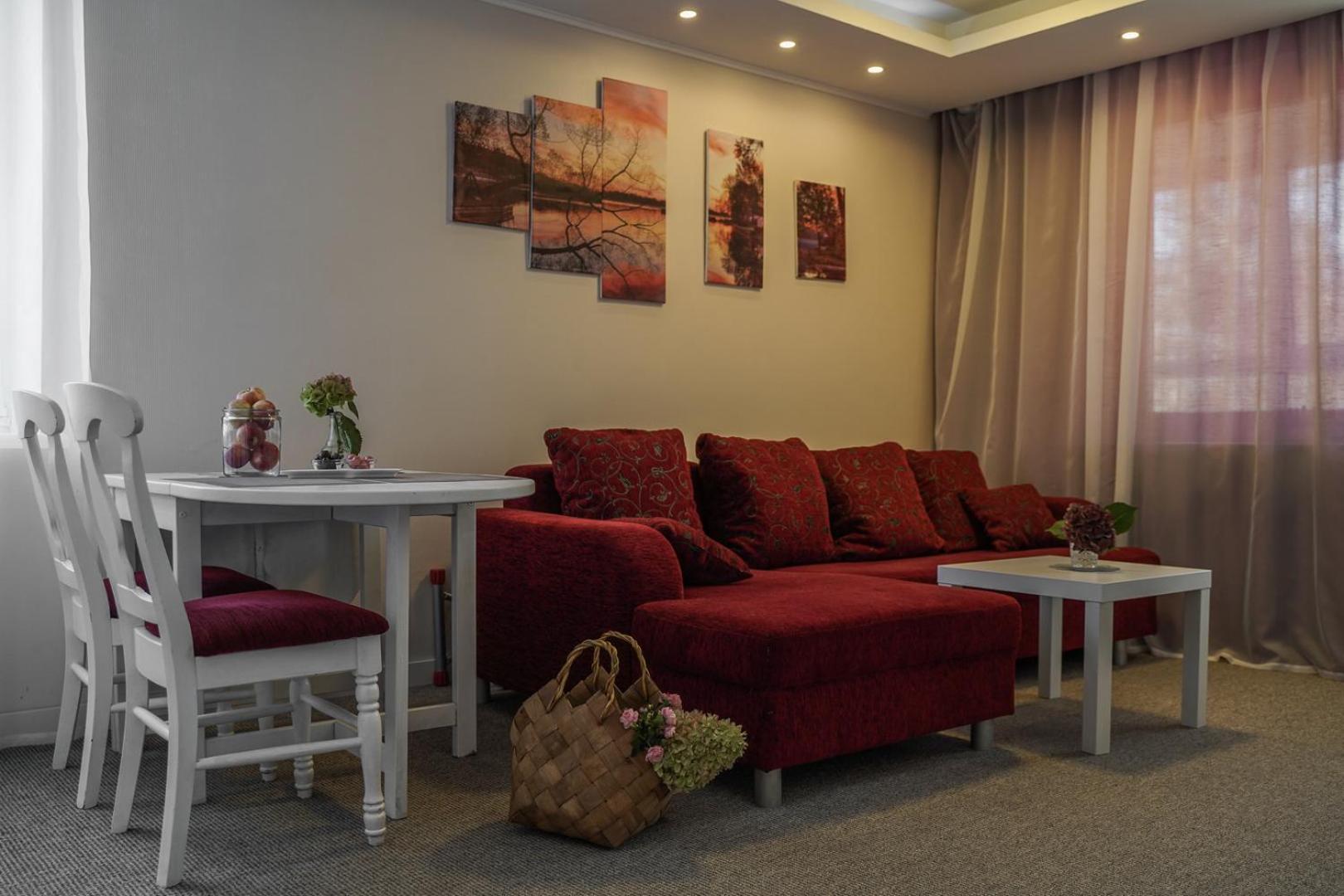 Apartamentai Birstono Centre Su Zidiniu Birstonas Bagian luar foto